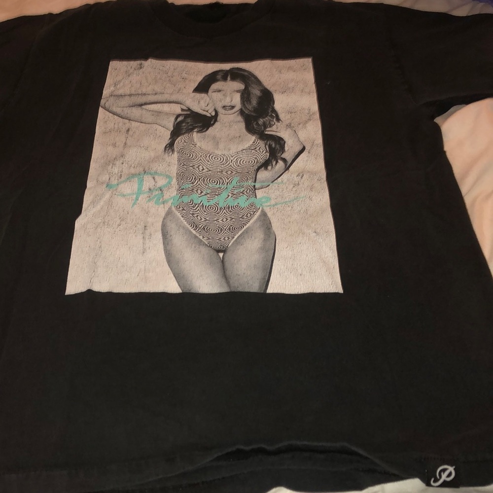 Primitive pose t shirt